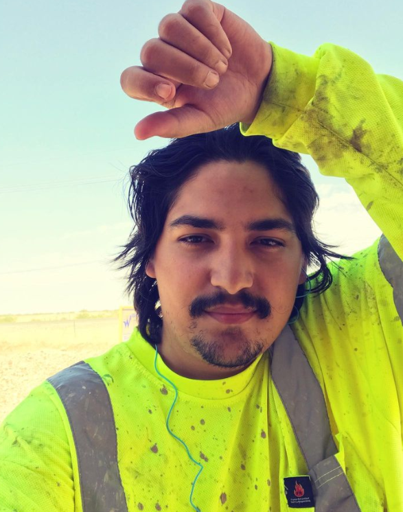 Dxrxngxd Is Reaching Out to More Listeners with His Songs