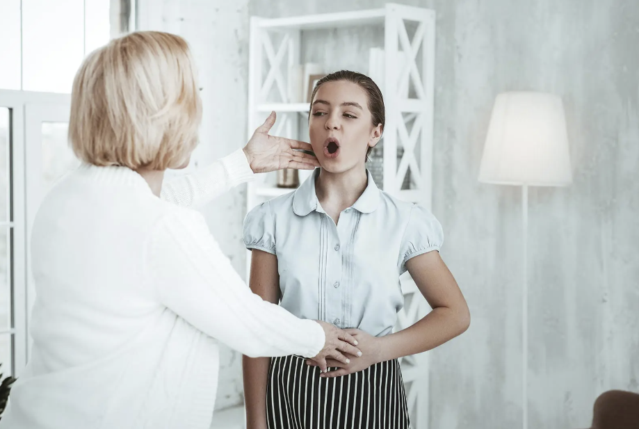 How to Improve Your Singing Voice Effectively?